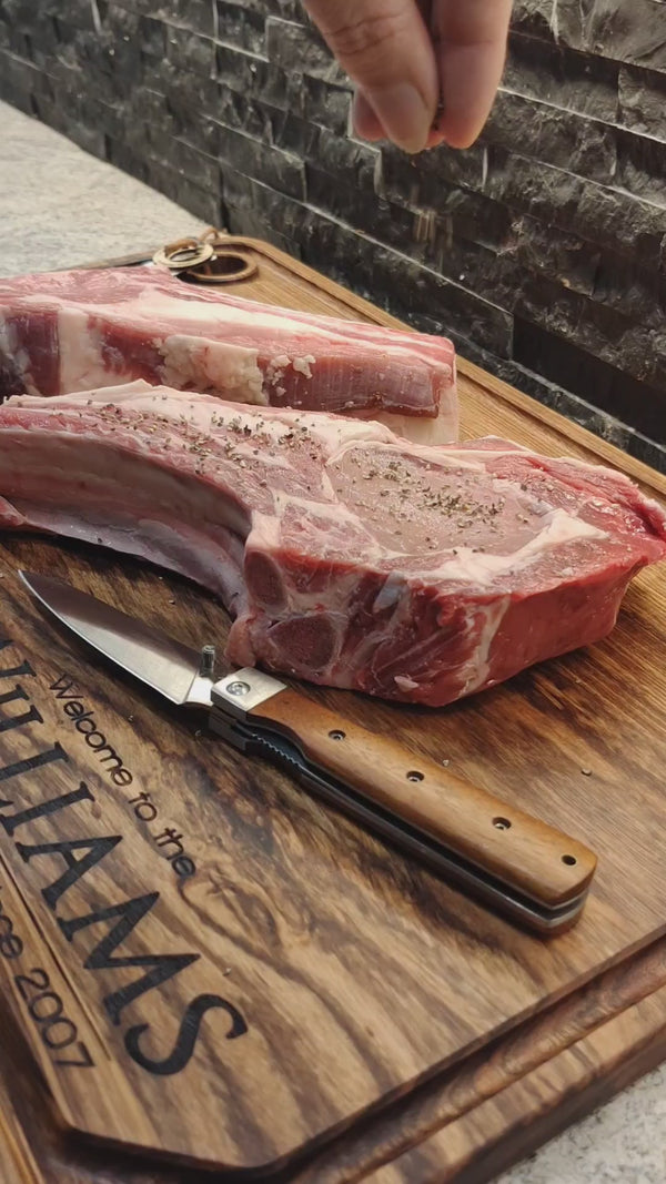 Large Personalised Carving Board with Juice Groove – Custom Engraved Meat & BBQ Gift