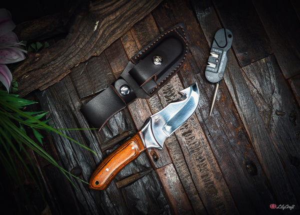 Personalised Gut Hook Hunting Knife Set with Sharpener & Sheath