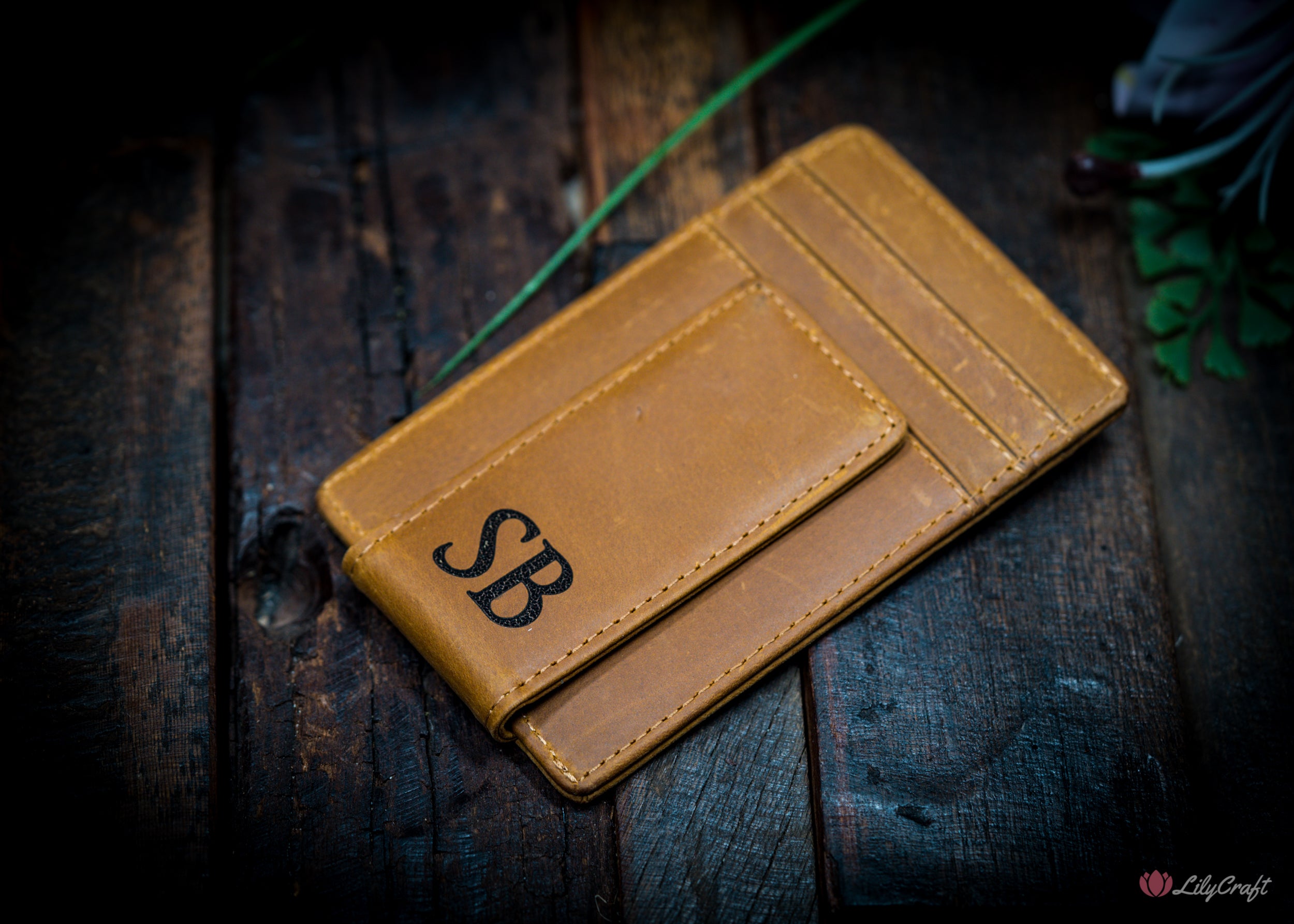 engraved leather wallet for men