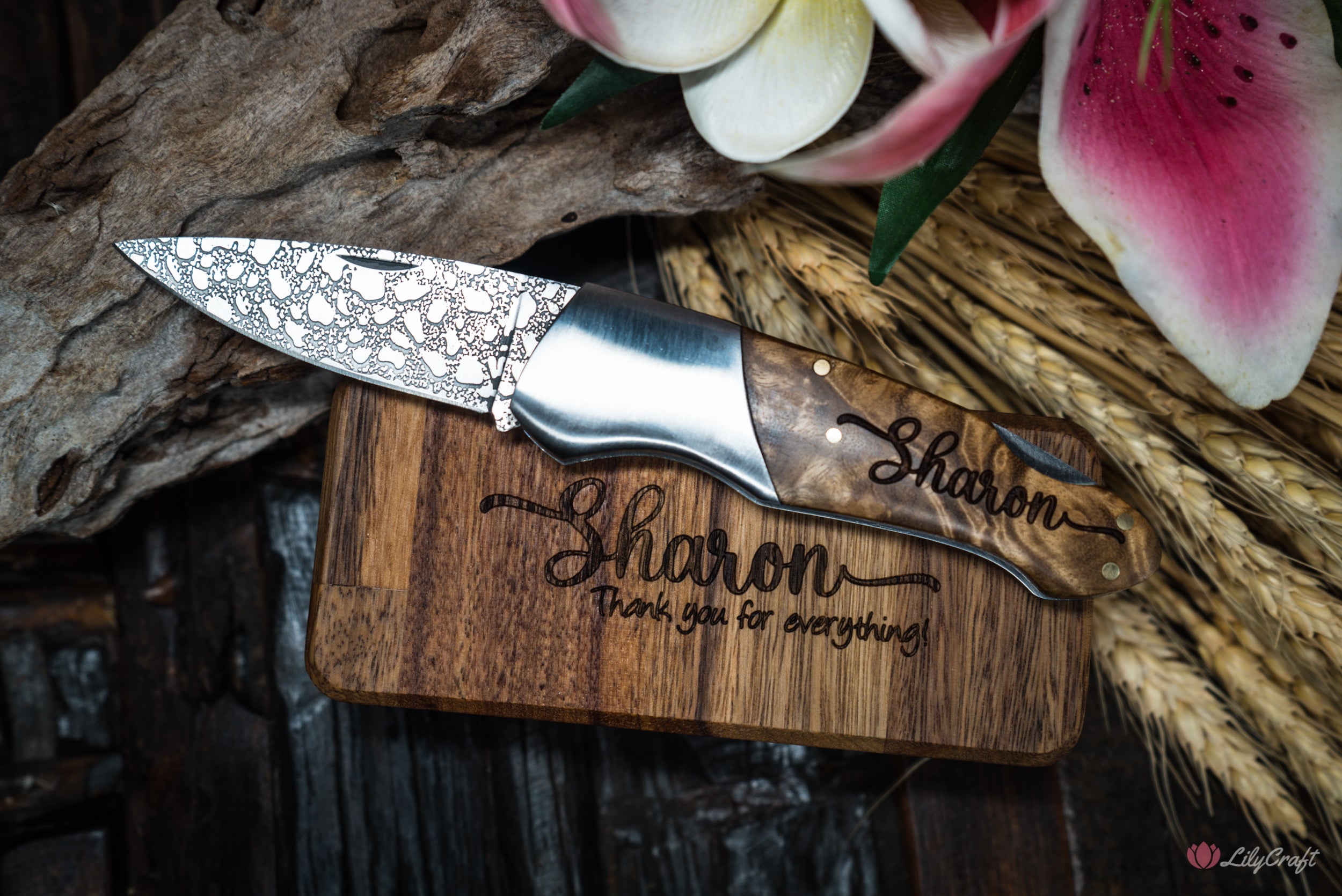 Personalized pocket knife with engraved name on handle