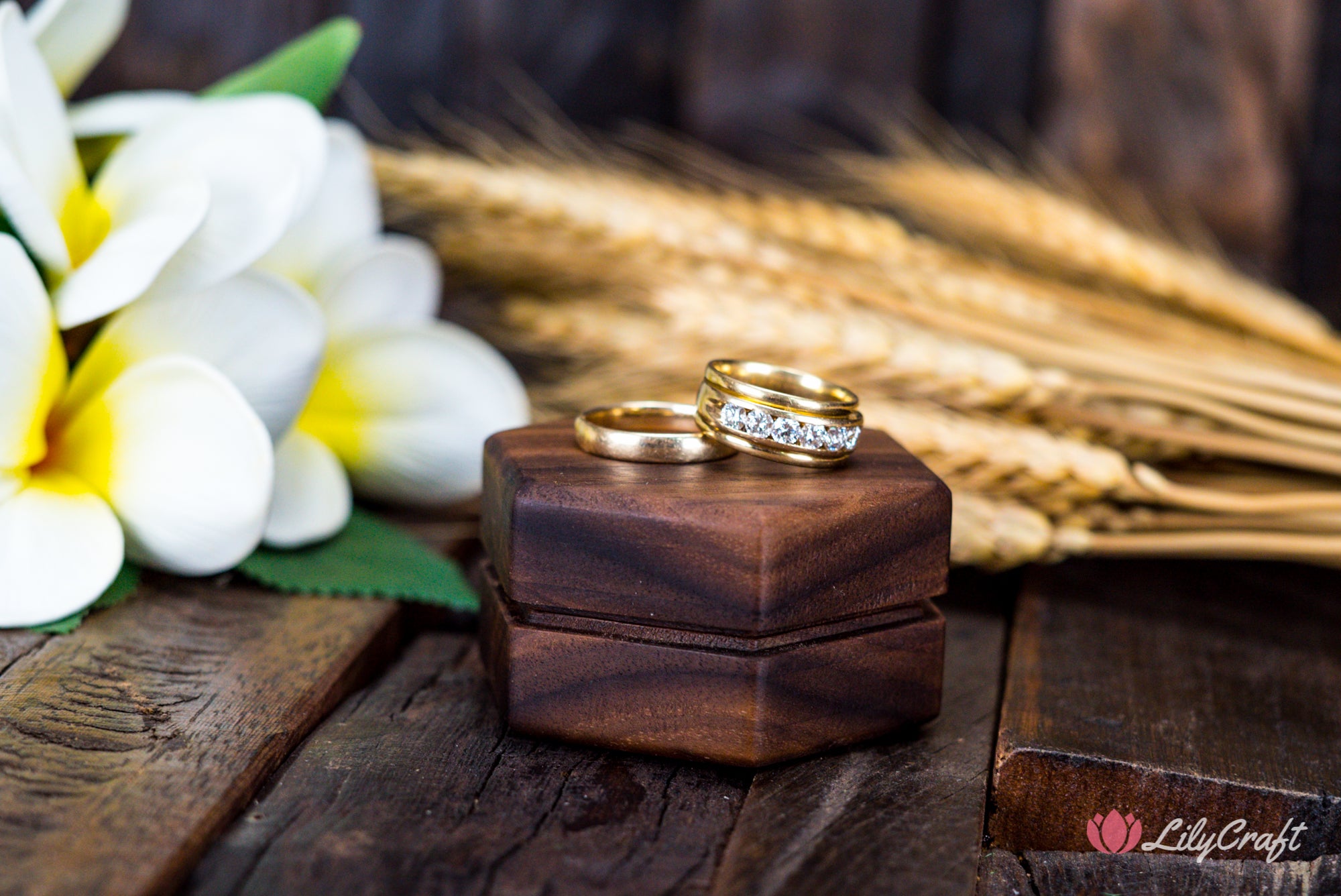 wooden ring box, luxury ring box, ring bearer box, personalised ring box, personalized ring box, ring display case,