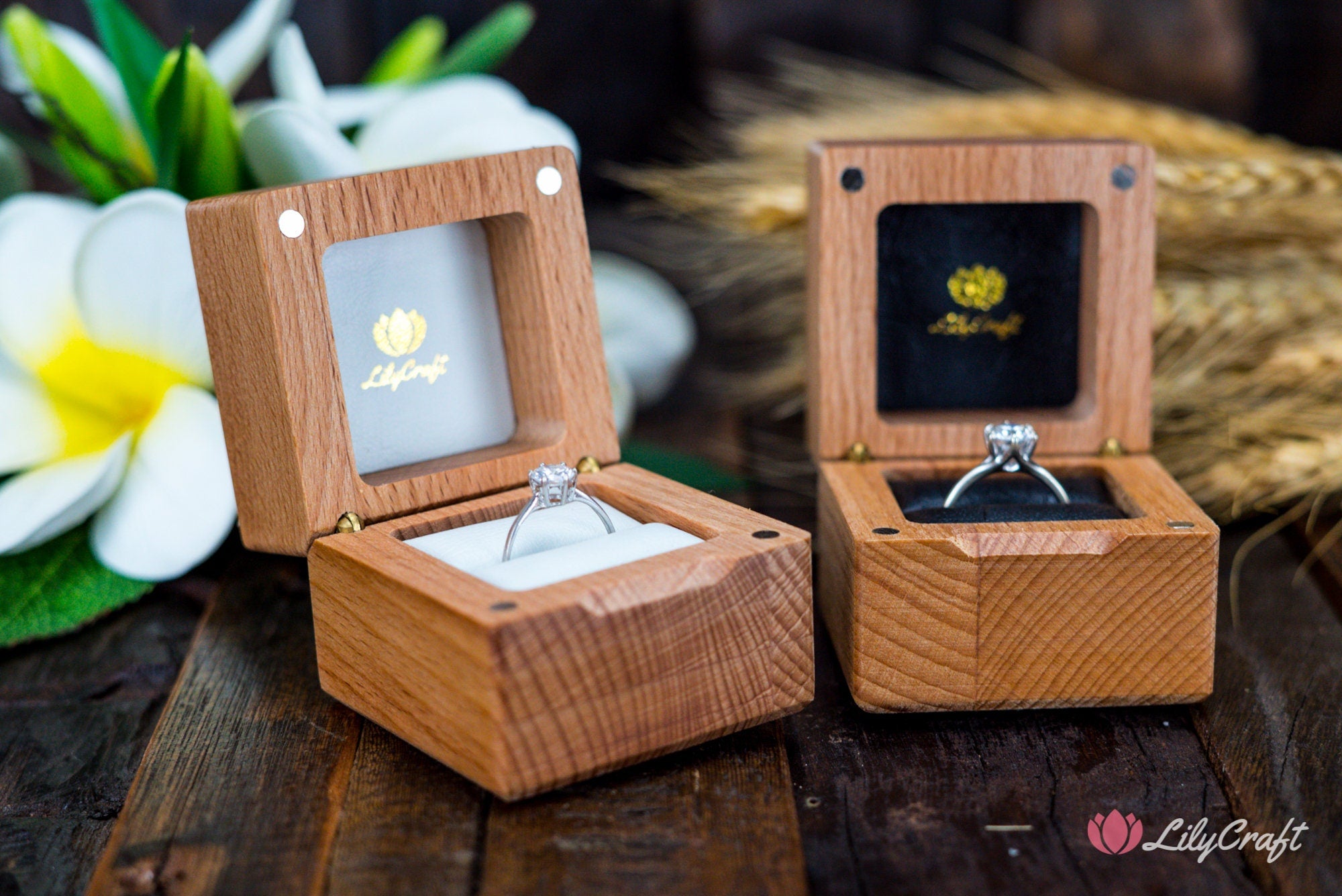 Engraved engagement ring deals box